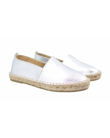 ALPARGATA PLANA CERRADA EN PIEL