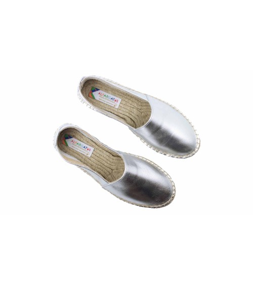 ALPARGATA PLANA CERRADA EN PIEL