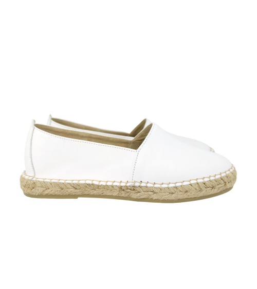 CLOSED-TOE FLAT ESPADRILLE IN LEATHER