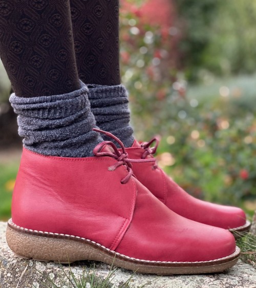 LEATHER BOOT WITH SHEARLING