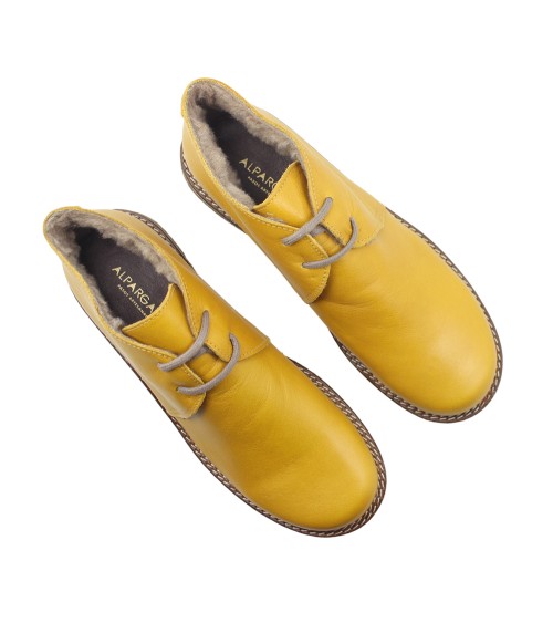 LEATHER BOOT WITH SHEARLING