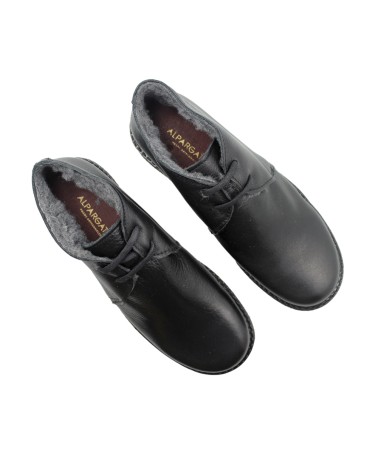 LEATHER BOOT WITH SHEARLING