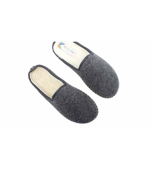 Zapatillas de casa abiertas de fieltro con plantillas extraíbles | Hechas en España