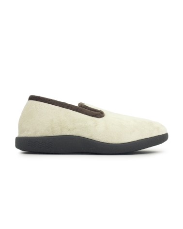 Zapatilla Cerrada Antideslizante con cuña