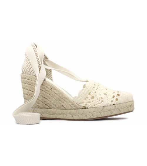 ESPADRILLE AU CROCHET AVEC CUNETTE ET RUBANS