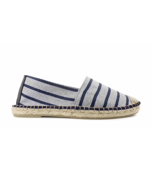 CLOSED ESPADRILLE IN STRIPED CANVAS