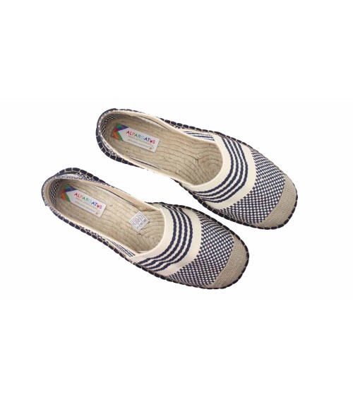 CLOSED ESPADRILLE IN STRIPED CANVAS