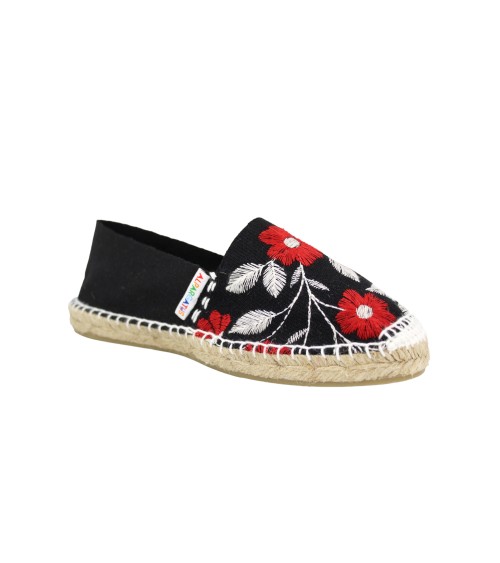 CLASSIC EMBROIDERED ESPADRILLE