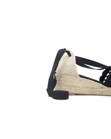CROCHET ESPADRILLE WITH WEDGE AND RIBBONS.