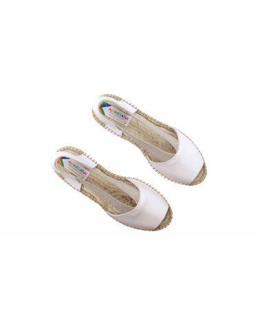 ALPARGATA ABIERTA CON ELÁSTICOS EN PIEL