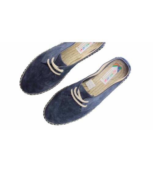 ESPADRILLE PLATE AVEC CORDONS EN DAIM